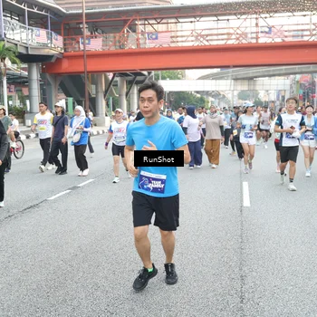 Runner Photo 4587677