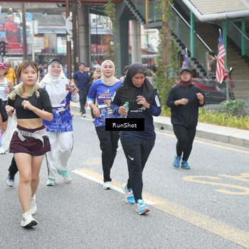 Runner Photo 4587731