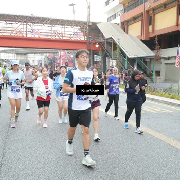 Runner Photo 4587787