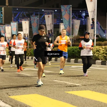Runner Photo 4587835