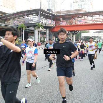 Runner Photo 4587857