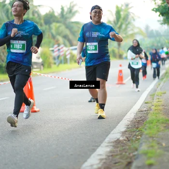 Runner Photo 4587875