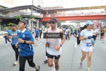 Runner Photo 4587900