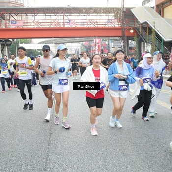 Runner Photo 4587923