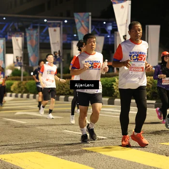 Runner Photo 4587947