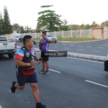 Runner Photo 4587965