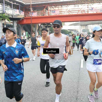Runner Photo 4588050