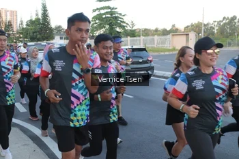 Runner Photo 4588151