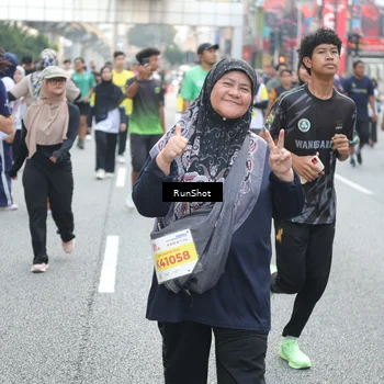 Runner Photo 4588176