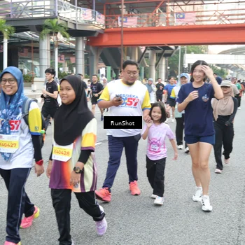Runner Photo 4588297