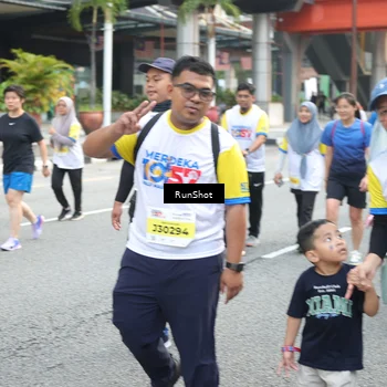 Runner Photo 4588557