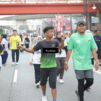 Runner Photo 4588615
