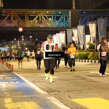 Runner Photo 4588617