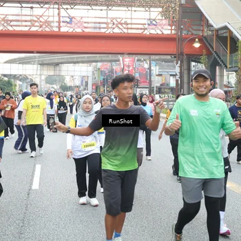 Runner Photo 4588629