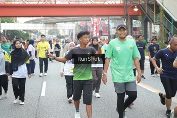 Runner Photo 4588639