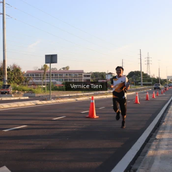 Runner Photo 4588640