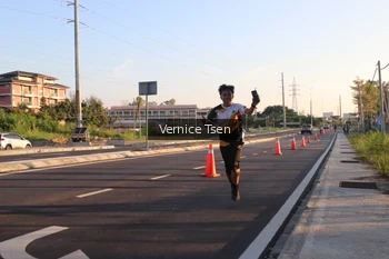 Runner Photo 4588646