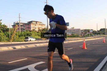 Runner Photo 4588760
