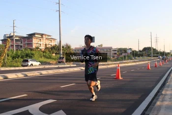 Runner Photo 4588877