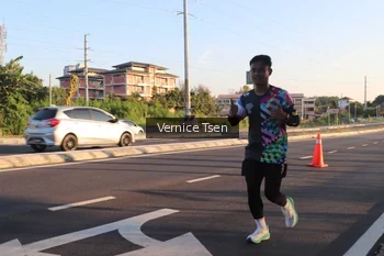 Runner Photo 4588885