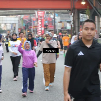 Runner Photo 4589155