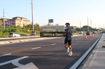 Runner Photo 4589191