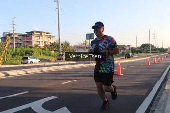 Runner Photo 4589332