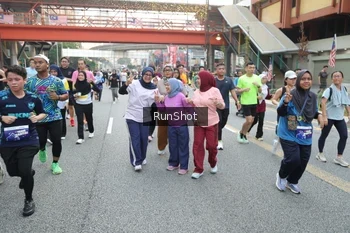 Runner Photo 4589370
