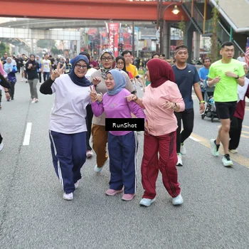 Runner Photo 4589386