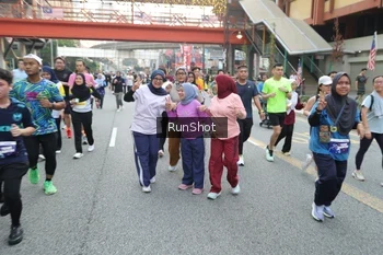 Runner Photo 4589427