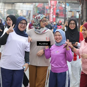 Runner Photo 4589535