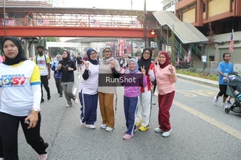 Runner Photo 4589600