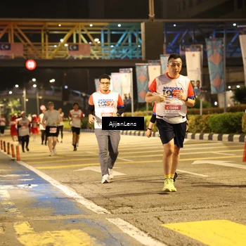 Runner Photo 4589715