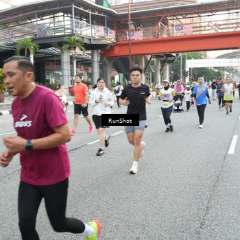 Runner Photo 4589733