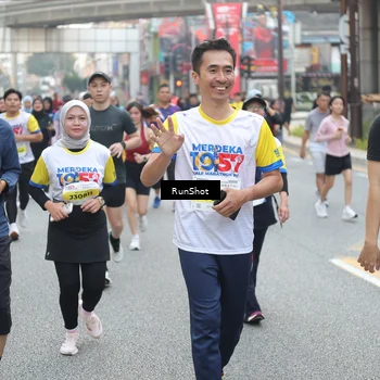 Runner Photo 4590015