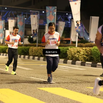 Runner Photo 4590018