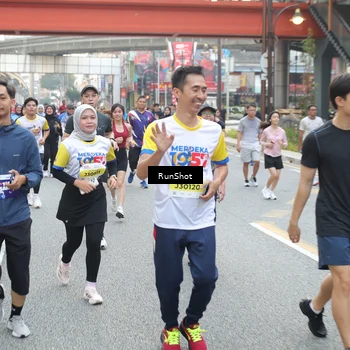 Runner Photo 4590021