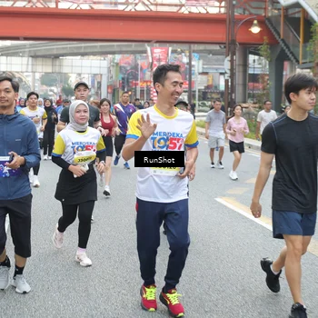 Runner Photo 4590025
