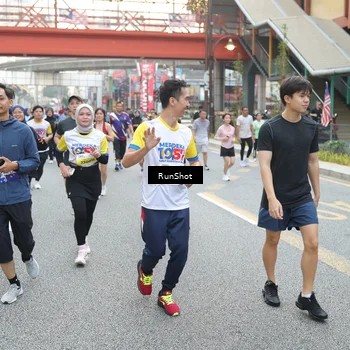 Runner Photo 4590039