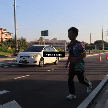 Runner Photo 4590056