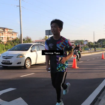 Runner Photo 4590058