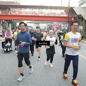 Runner Photo 4590060