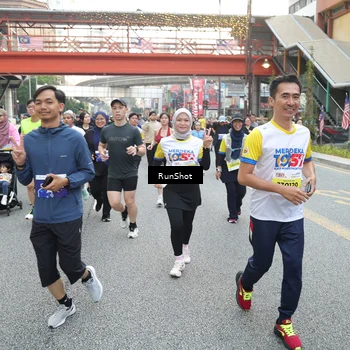 Runner Photo 4590073