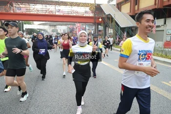 Runner Photo 4590127