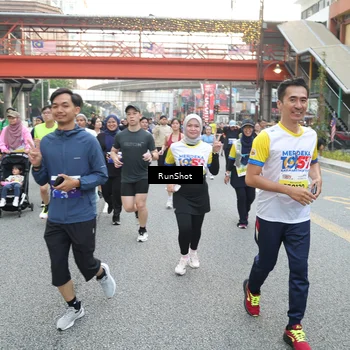 Runner Photo 4590133