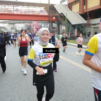 Runner Photo 4590135
