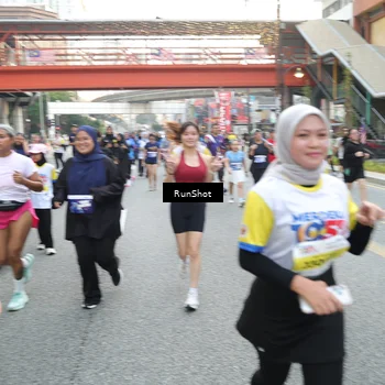 Runner Photo 4590143
