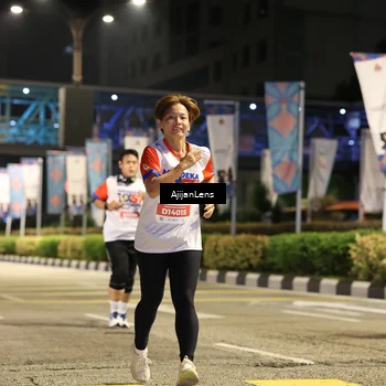 Runner Photo 4590149