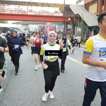 Runner Photo 4590152