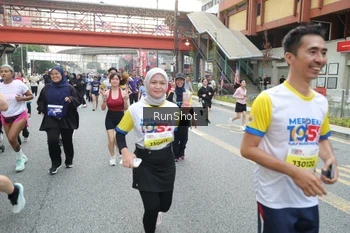 Runner Photo 4590173
